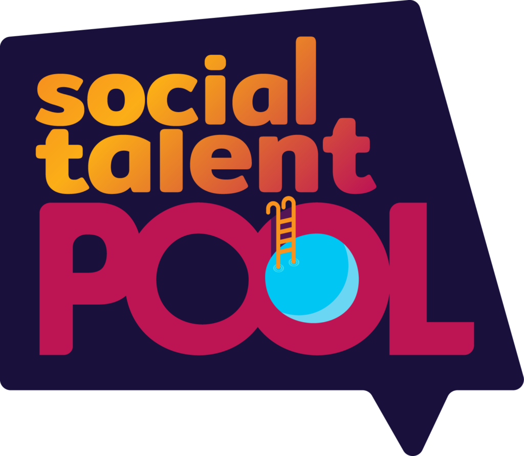 Logo mit dem Text „social talent POOL“ und einer Leiter, die in den Buchstaben „O“ des Wortes „POOL“ führt, gestaltet als blauer Pool