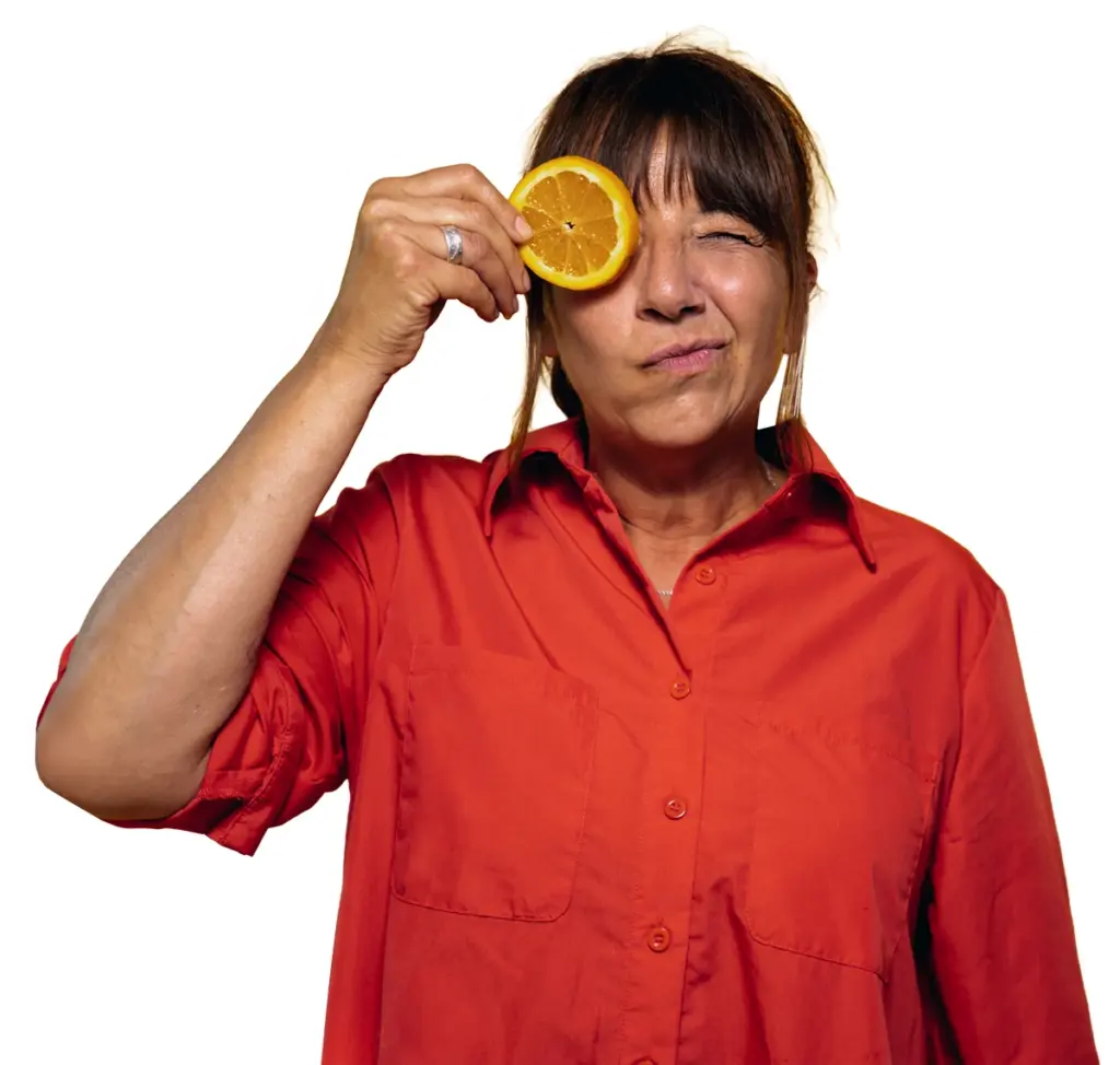 Marlies Koenig Berger mit Orange